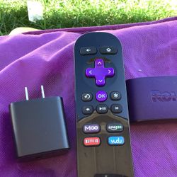 Roku  Express  Good Condition Works Good Factory Reset  2 Remotes