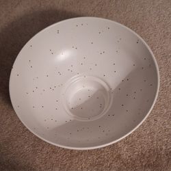 Popcorn Bowl With Kernel Sifter, Speckled White