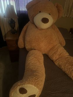 6 Ft NEW Stuffed Bear