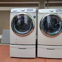 Samsung Front Load Washer and Dryer On Pedestals 