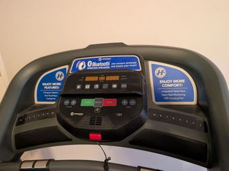 Horizon Fitness T101 Foldable Treadmill (Bluetooth Speakers)
