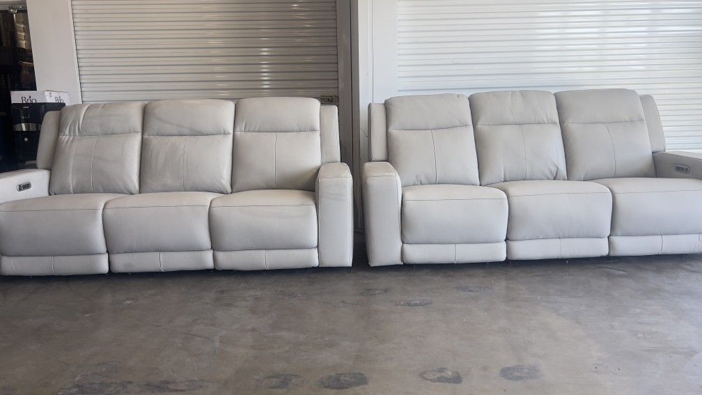 2 Simon Li Wren Leather Power Reclining Sofa Retail $3000