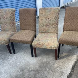 Dining/Accent Chairs 