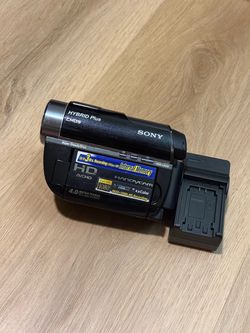 Sony HDR-UX20 HD Handycam Camcorder