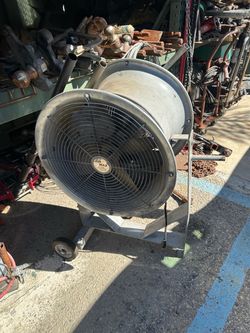Commercial fan