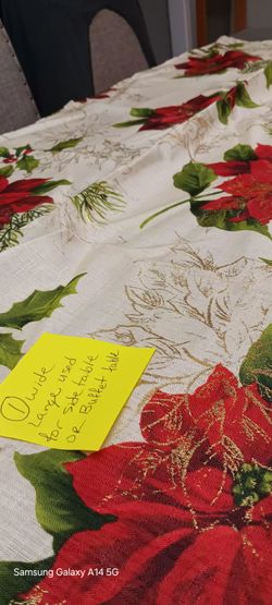 Christmas table runner,napkins ties,buffet runner. Make an offer.