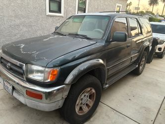 Toyota 4x4 4 runner