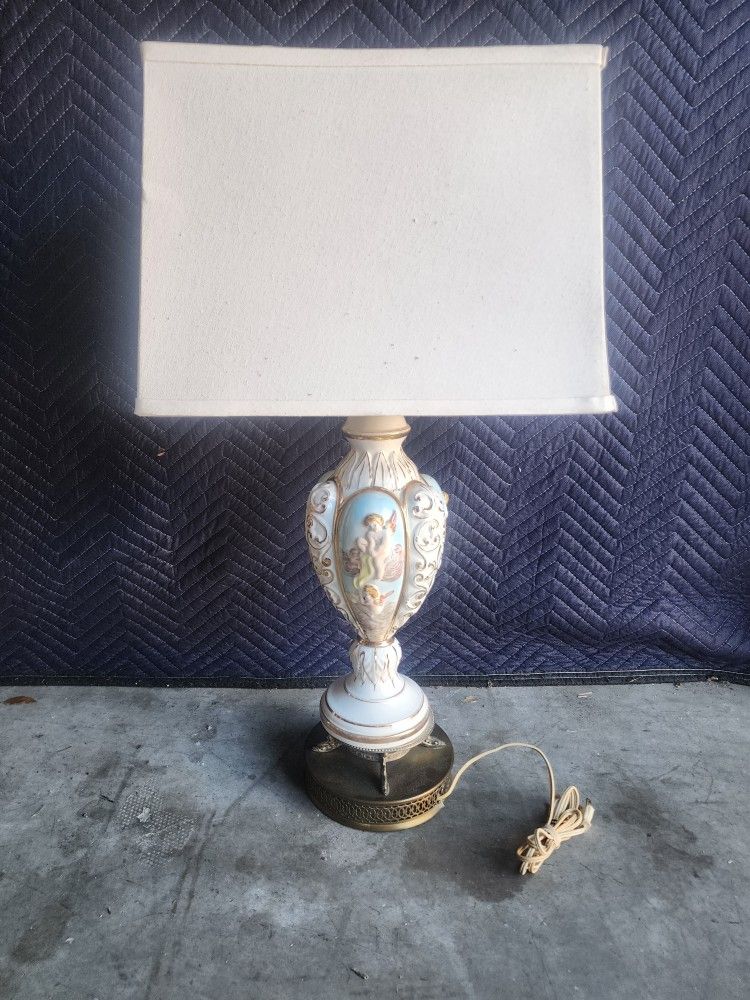 Vintage Capodimonte Porcelain Lamp Italy