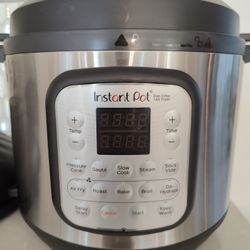 Instant Pot Duo Crisp+Air Fryer 8 Qt Multi-use Pressure Cooker