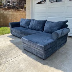 Sectional Couch **WILL DELIVER **
