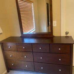 Dresser with  Mirror 