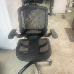 Rolling Chair for Studio, Office and Gaming