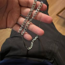 Silver chain & Bracelet 