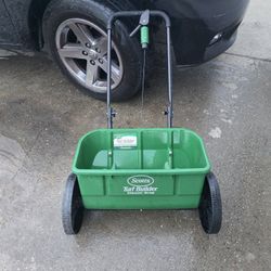 Scotts Scotts Turf Builder Accugreen Drop Spreader