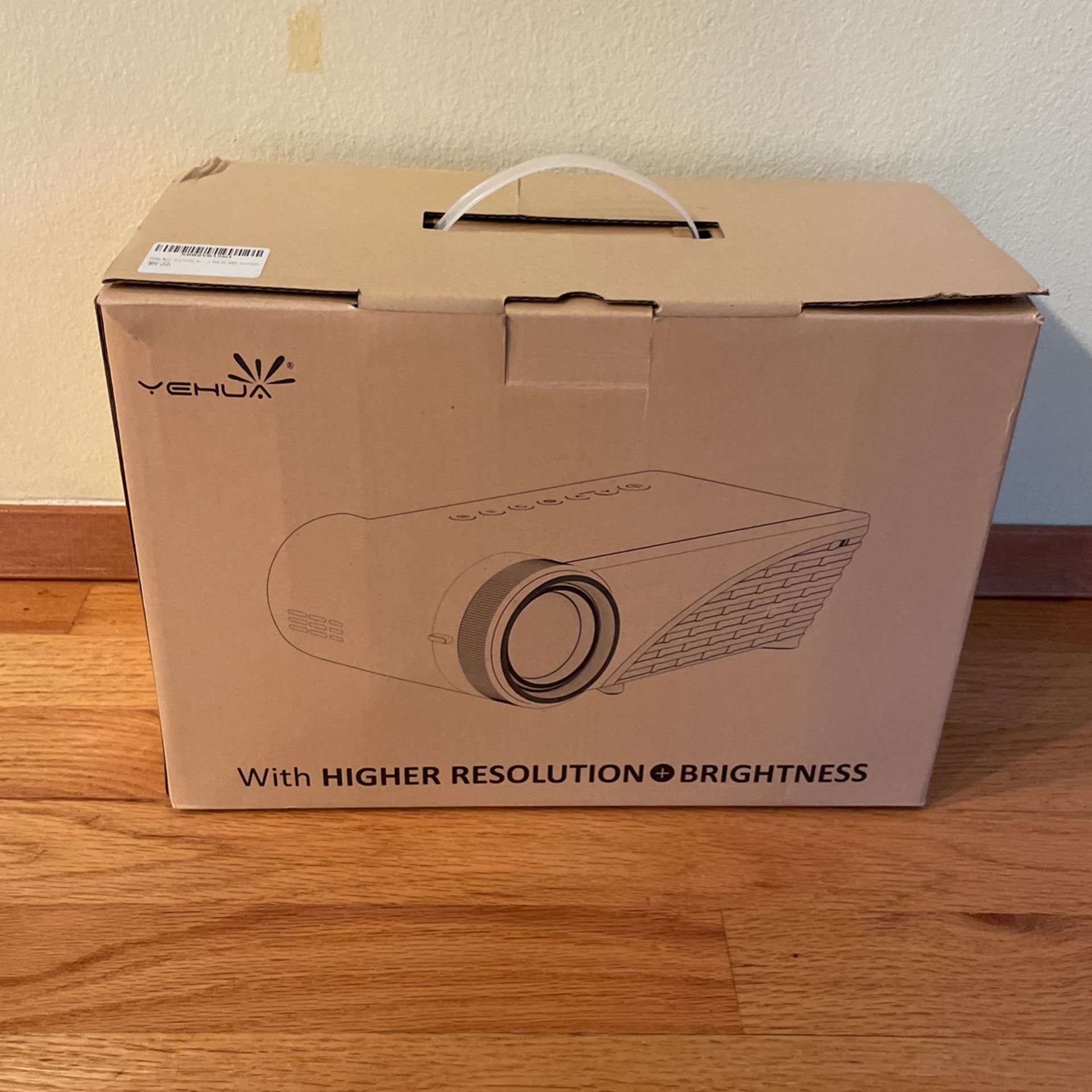 Yehua Mini Projector - HD Multimedia, WiFi, Bluetooth - Like New!