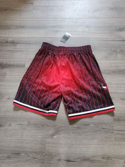 Mitchell & Ness NBA Chicago Bulls Swingman Shorts Blue/Black SMALL/LARGE  for Sale in Bolingbrook, IL - OfferUp