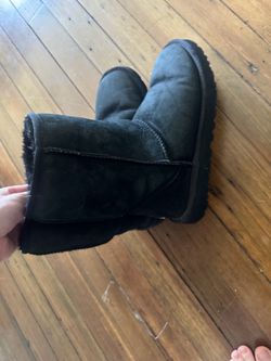 Black ugg boots - 10 women