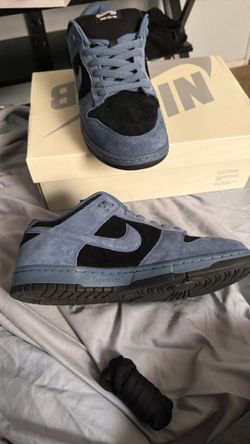 Supreme dunks 10.5