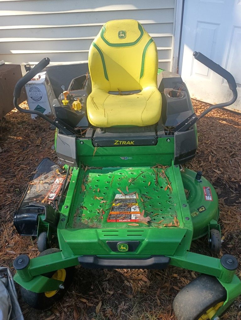 John Deere 42 In Deck Zero Turn