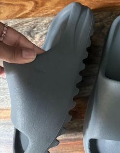 7y Jordan’s & Yeezys $50 FLAT💯 both Blk forces $40