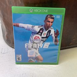 Xbox One- FIFA 19