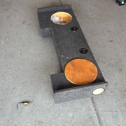 Sealed And ported Sub box