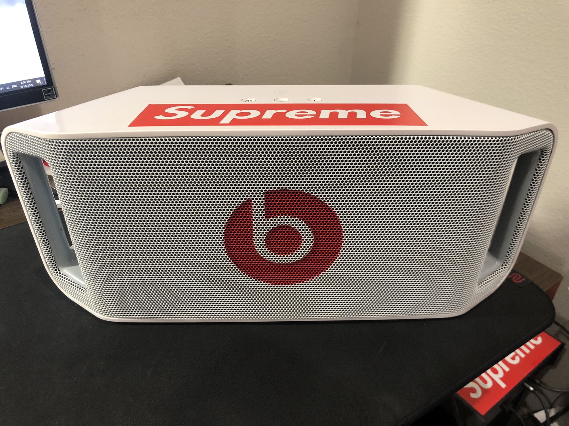 Beats by Dr. Dre Beatbox White