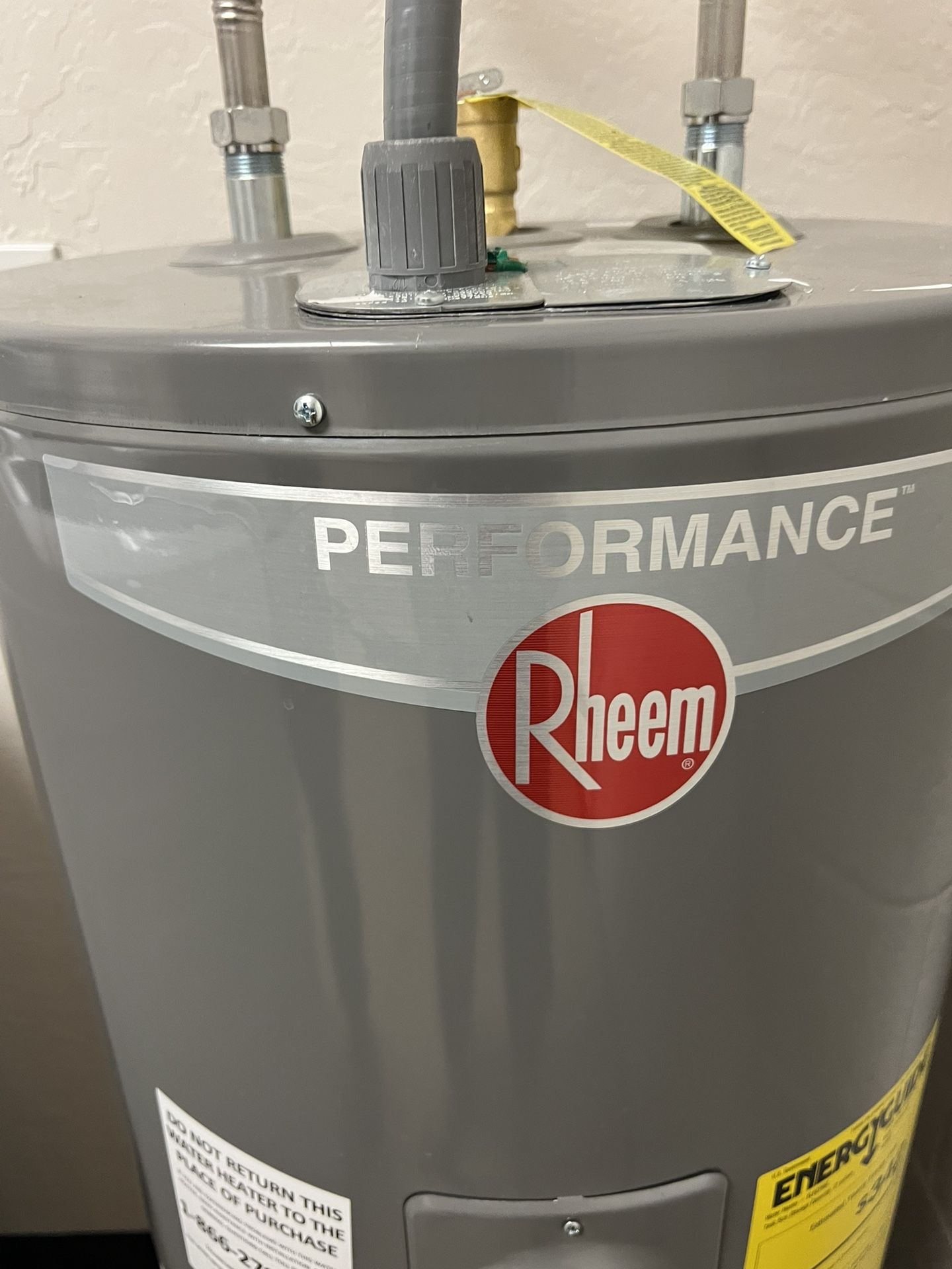 Brand New 30 Gallon Water Heater.