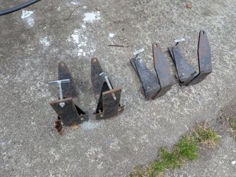 Free truck camper bed tie downs