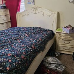 Full Size Bed Frame With Drawer Set