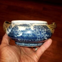 Vintage Chinese Porcelain Tuaren