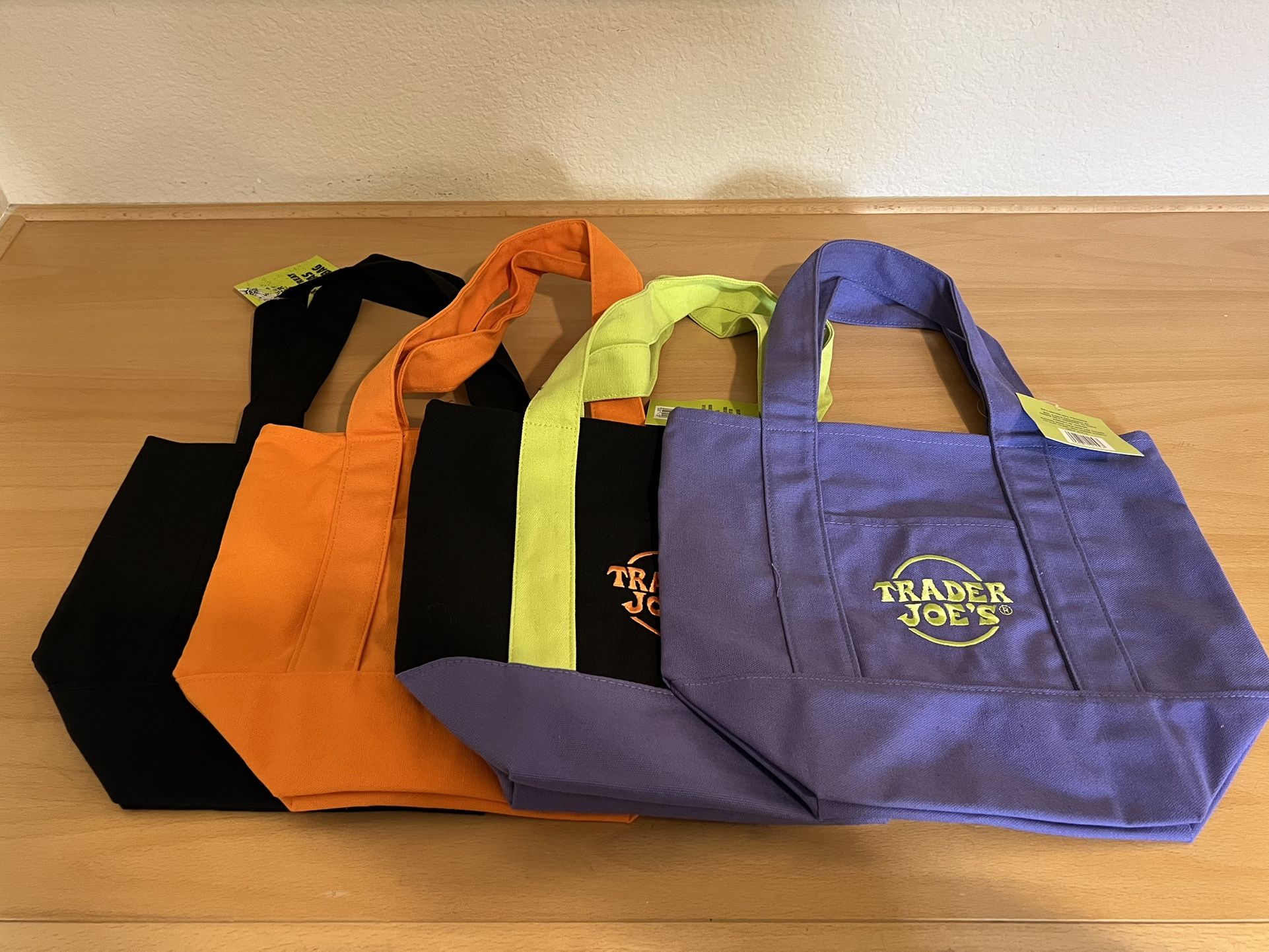Trader Joe's Halloween Mini Tote Bag NEW