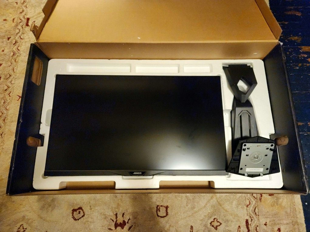 Gigabyte Aorus FI32Q 170Hz 32in Gaming Monitor 