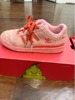 Adidas Grinch size 7.5
