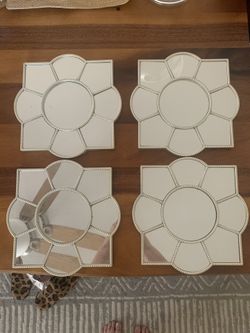 CUTE WALL MIRRORS