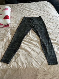 Lululemon Yoga Pants