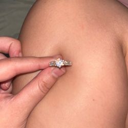 Synthetic Diamond Ring With Adjustable Band 