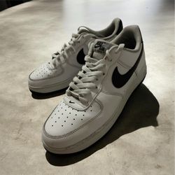 Nike Air Force 1 Low White Black Sneakers