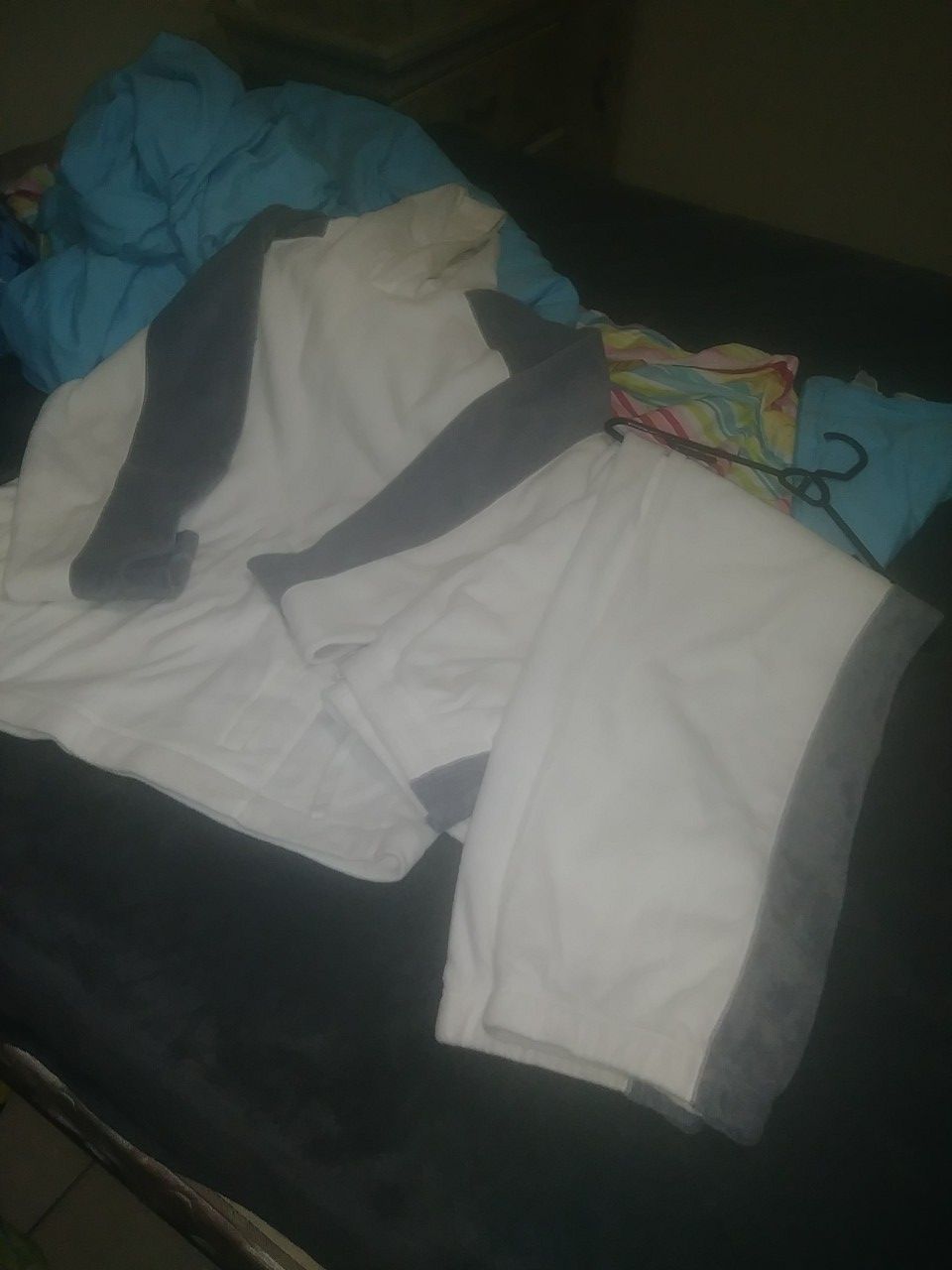 Foot Locker sweat suit