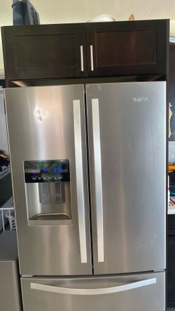 Whirlpool refrigerator 36in