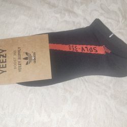 NEW Adidas YEEZY Boost SPLY 350 Socks Black