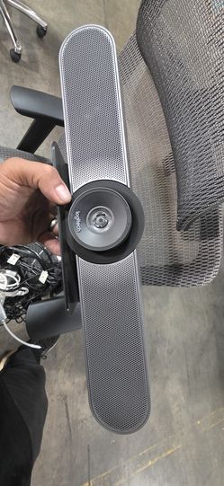 Logitech meetup 4k conference camera