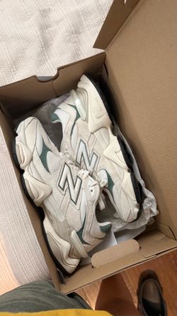 New Balance 9060