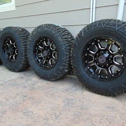 4 New 17X9 Black Rhino Sierra Rims & LT 285 70 17 Pioneer M/T 10ply Tires *8X6.5*