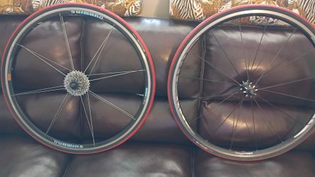 Selling  a Zaphiro wheel set ( 2 ) tires & rims. With Shimano Rims /excellent New!
