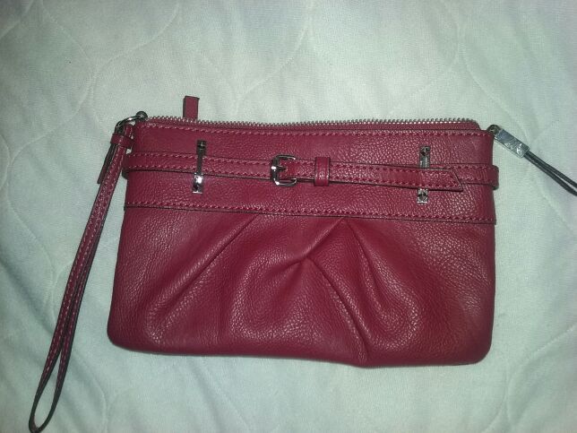 Simply Vera Wang clutch wristlet