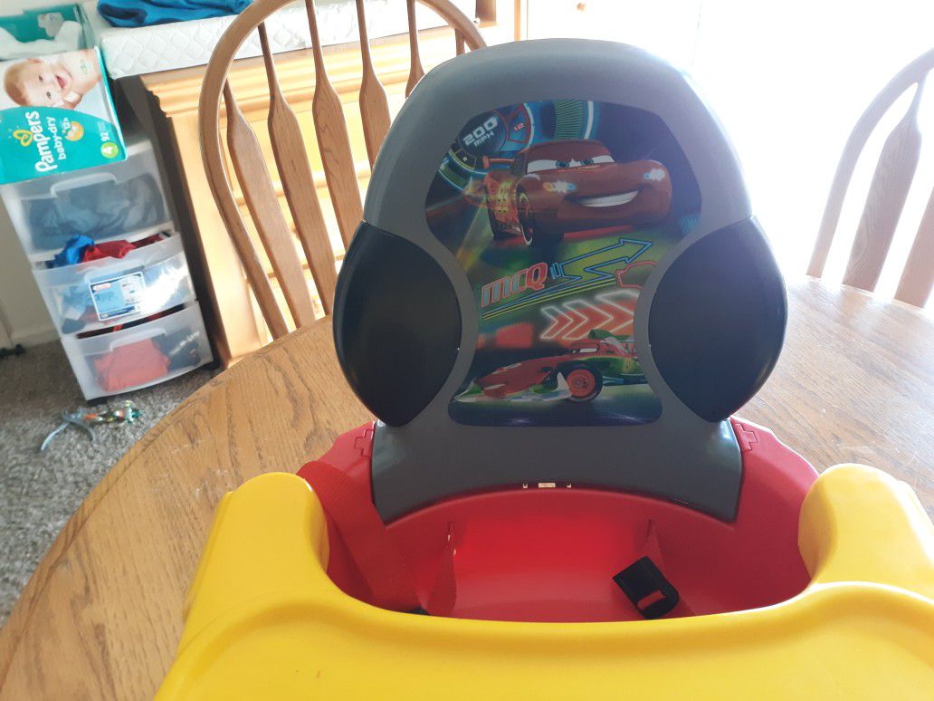 Cars booster seat