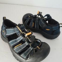 Keen Newport H2 Boy's Sandals Size11, Blue Kids Waterproof Hiking Outdoor Shoes