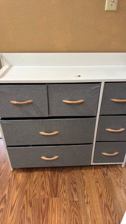 7 drawer dresser, kids dresser, nursery