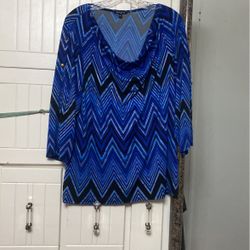 Beautiful Blu Black Gold  Color Blouse Like New